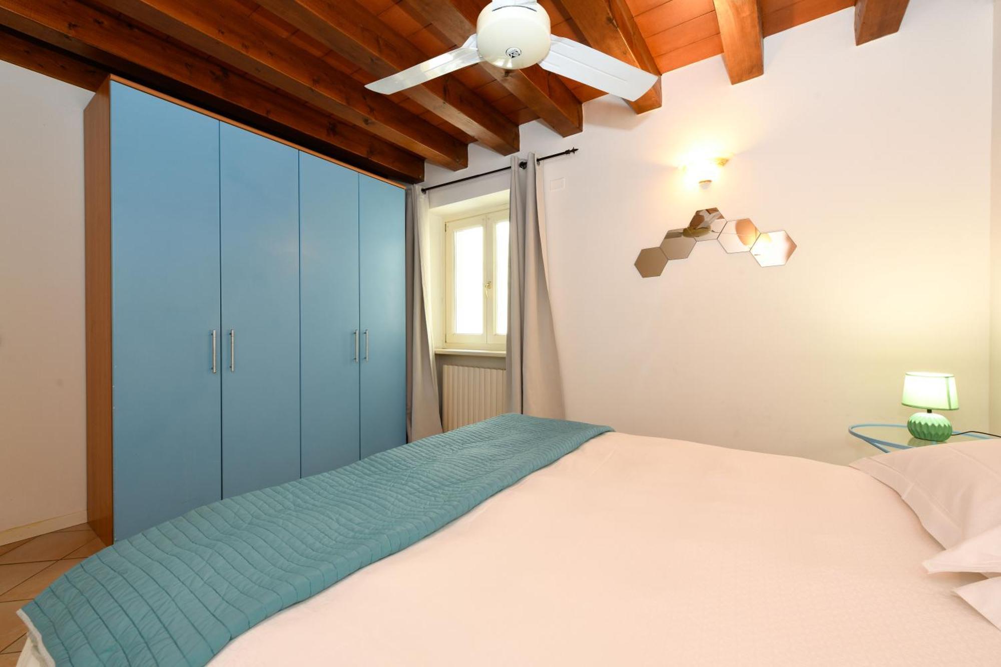 Aparthotel Flowers Desenzano del Garda
